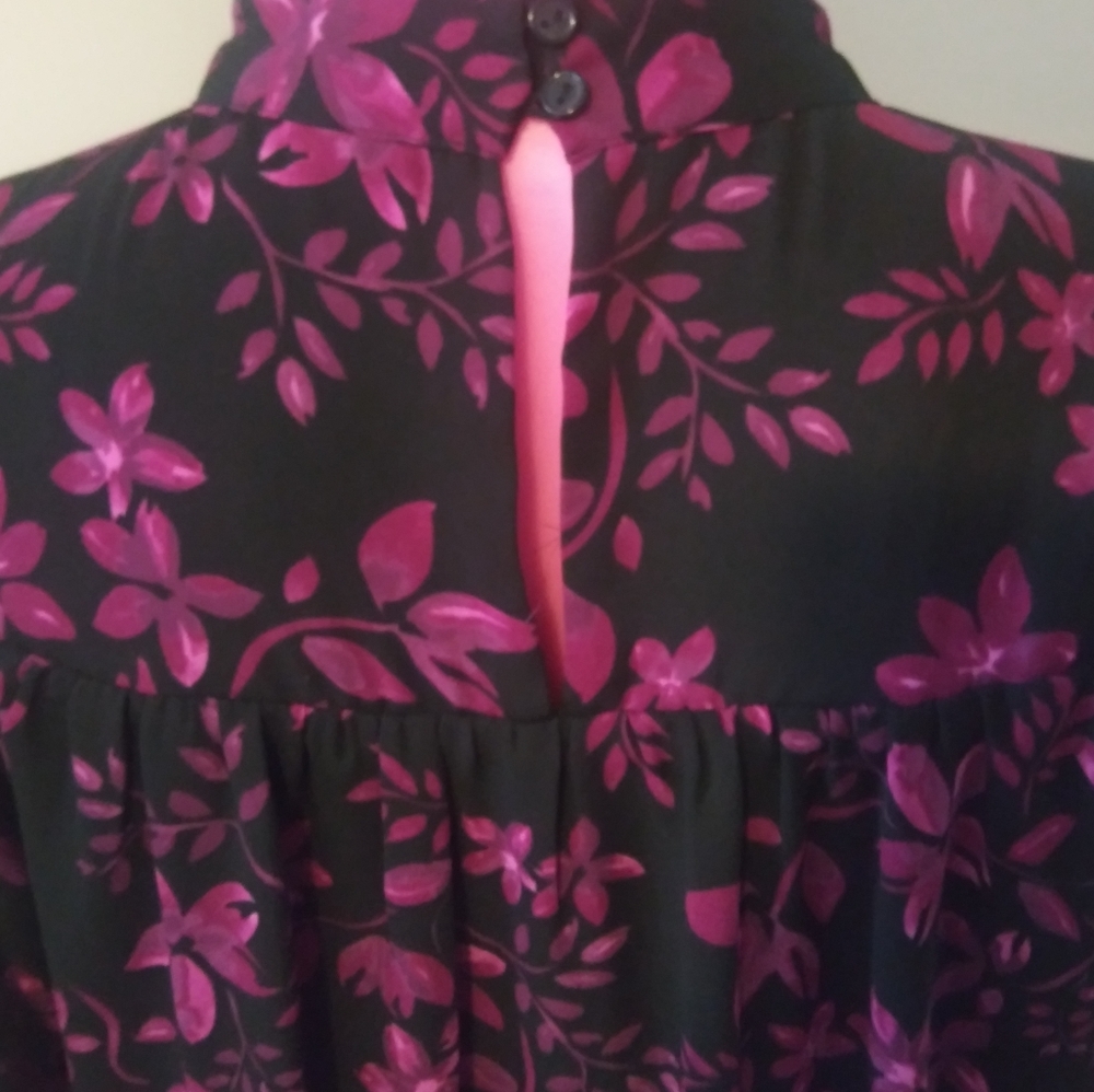 Parker black dark purple floral mock neck bell sleves - Picture 9 of 16